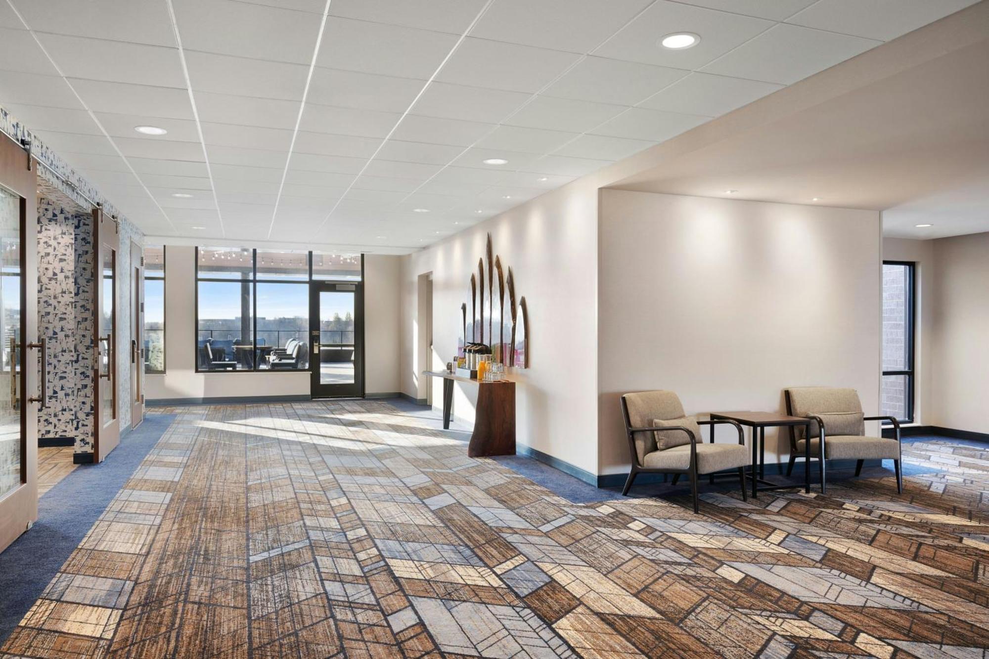 Courtyard By Marriott Milwaukee Brookfield At Poplar Creek Exterior foto