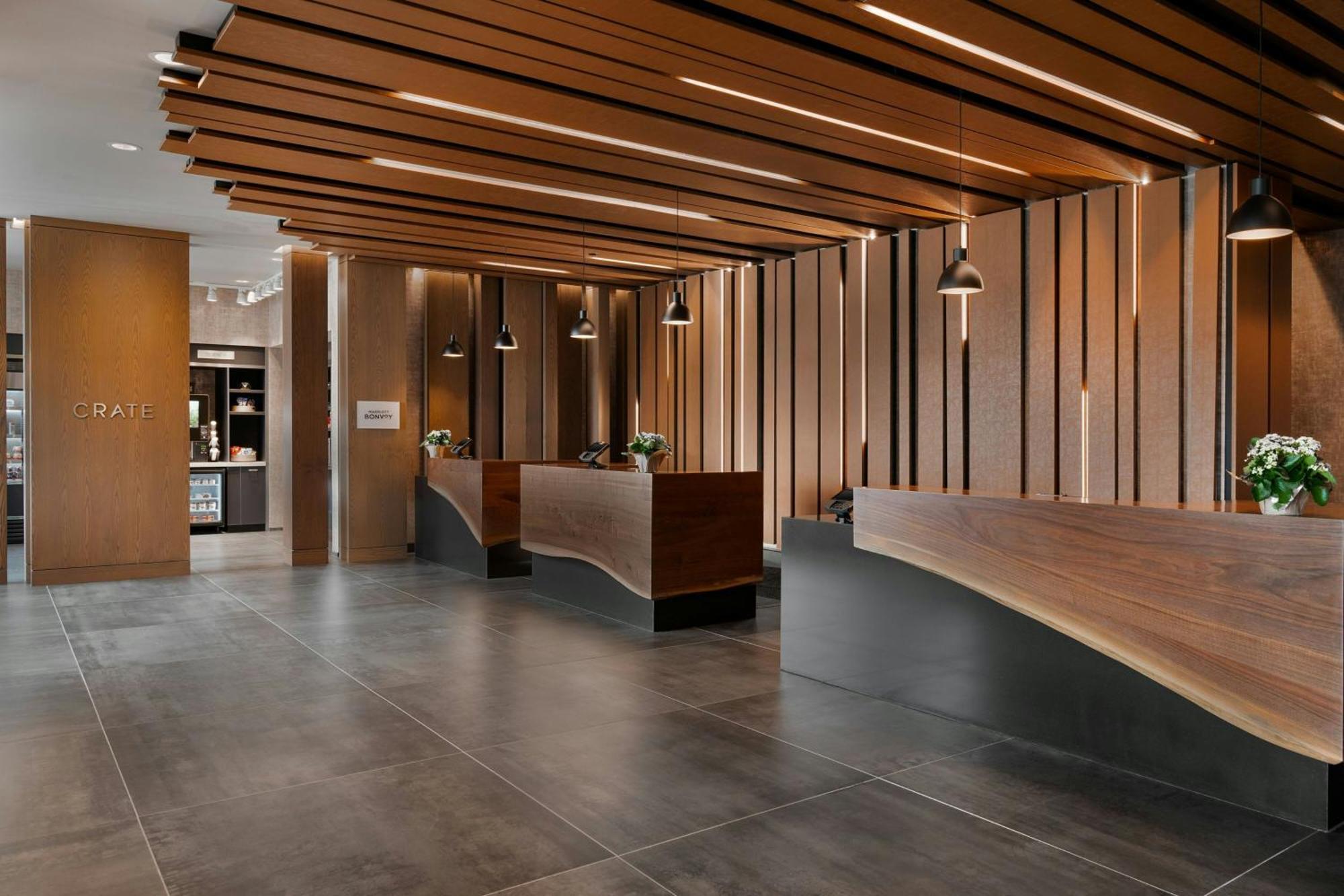 Courtyard By Marriott Milwaukee Brookfield At Poplar Creek Exterior foto